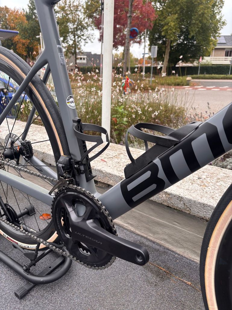Used BMC Teammachine SLR 01 FIVE 2023 2023 Road & Gravel — image 3 of 5