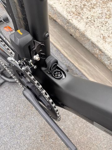 Tweedehands BMC Roadmachine 01 AMP THREE 2024 2024 Road & Gravel — afbeelding 5 van 7
