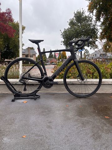 Tweedehands BMC Roadmachine 01 AMP THREE 2024 2024 Road & Gravel