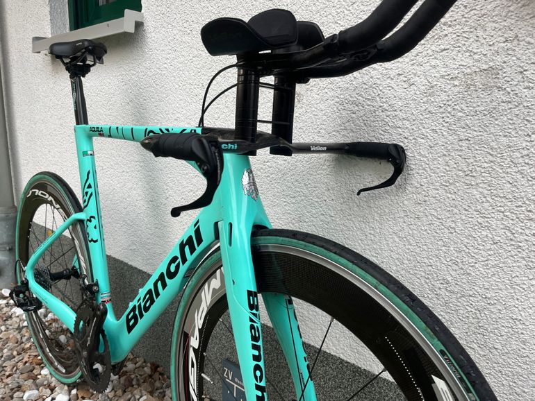Bianchi Aquila 2017