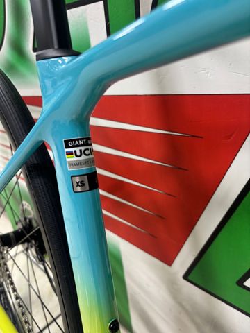 Używany Giant TCR Advanced 2 2025 2025 Road & Gravel — zdjęcie 3 z 11