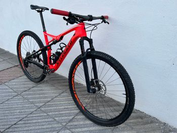 Used Specialized Epic SRAM X1 2017 Mountainbike, Orange — image 3 of 13