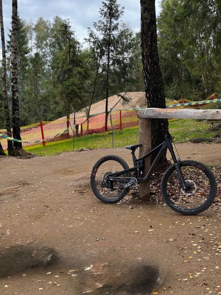 Used Propain Tyee Al 6.1 2024 Mountainbike, Black — image 3 of 3
