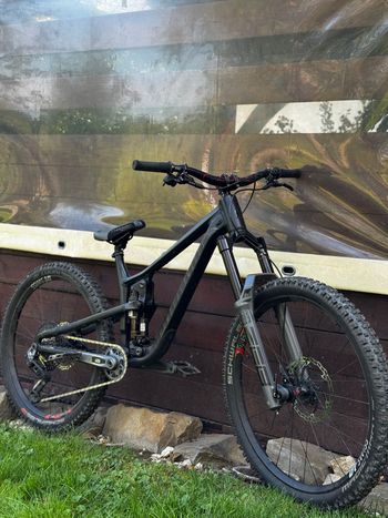 Used Propain Tyee Al 6.1 2024 Mountainbike, Black — image 1 of 3