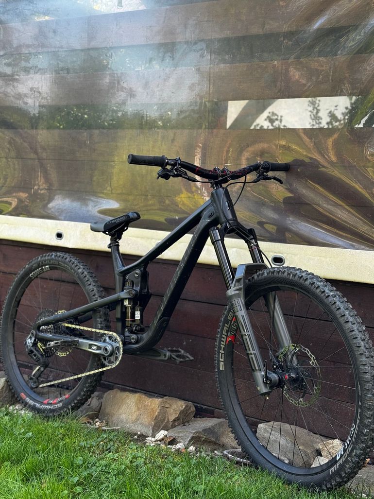 Used Propain Tyee Al 6.1 2024 Mountainbike, Black — image 1 of 3