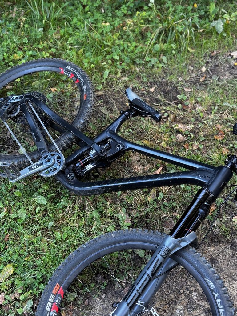 Used Propain Tyee Al 6.1 2024 Mountainbike, Black — image 2 of 3
