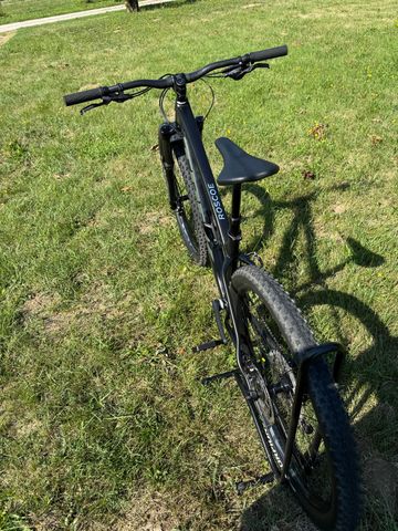 Used Trek Roscoe 7 2023 Mountainbike, Black, 29 — image 6 of 10