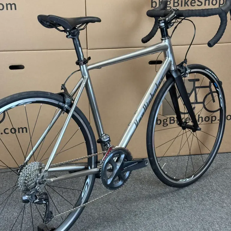 Used Van Nicholas 54cm Van Nicholas Titanium Road Bike, Shimano Ultegra Di2 11-speed 2021 Road & Gravel, Light Gray — image 4 of 7