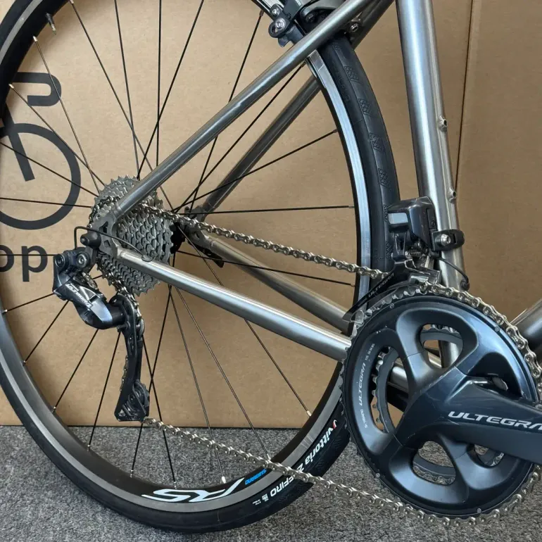 Used Van Nicholas 50cm Van Nicholas Titanium Road Bike, Shimano Ultegra Di2 11-speed 2021 Road & Gravel, Light Gray — image 7 of 7