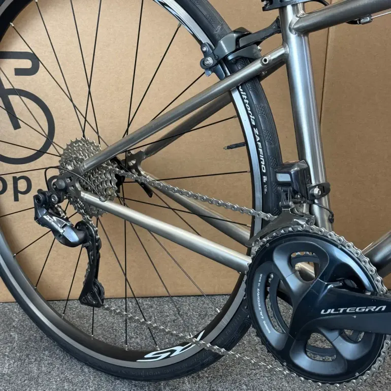 Used Van Nicholas 48cm Van Nicholas Titanium Road Bike, Shimano Ultegra Di2 11-speed 2021 Road & Gravel, Light Gray — image 7 of 7