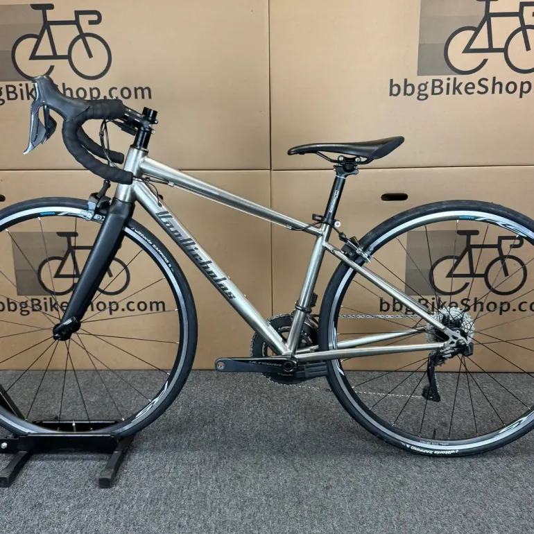 Used Van Nicholas 48cm Van Nicholas Titanium Road Bike, Shimano Ultegra Di2 11-speed 2021 Road & Gravel, Light Gray — image 2 of 7