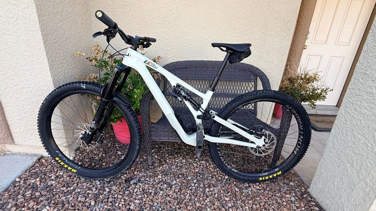 Used Specialized Stumpjumper SRAM X01 Eagle AXS 2023 Mountainbike, White, 29 — image 2 of 10