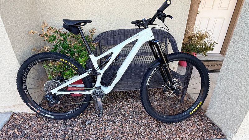 Used Specialized Stumpjumper SRAM X01 Eagle AXS 2023 MTB