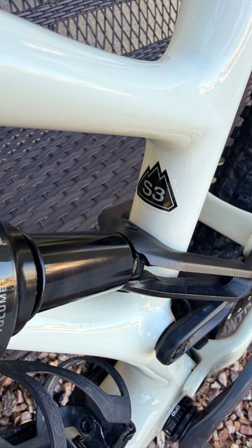 Used Specialized Stumpjumper SRAM X01 Eagle AXS 2023 Mountainbike, White, 29 — image 9 of 10