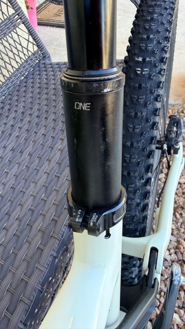Used Specialized Stumpjumper SRAM X01 Eagle AXS 2023 Mountainbike, White, 29 — image 10 of 10