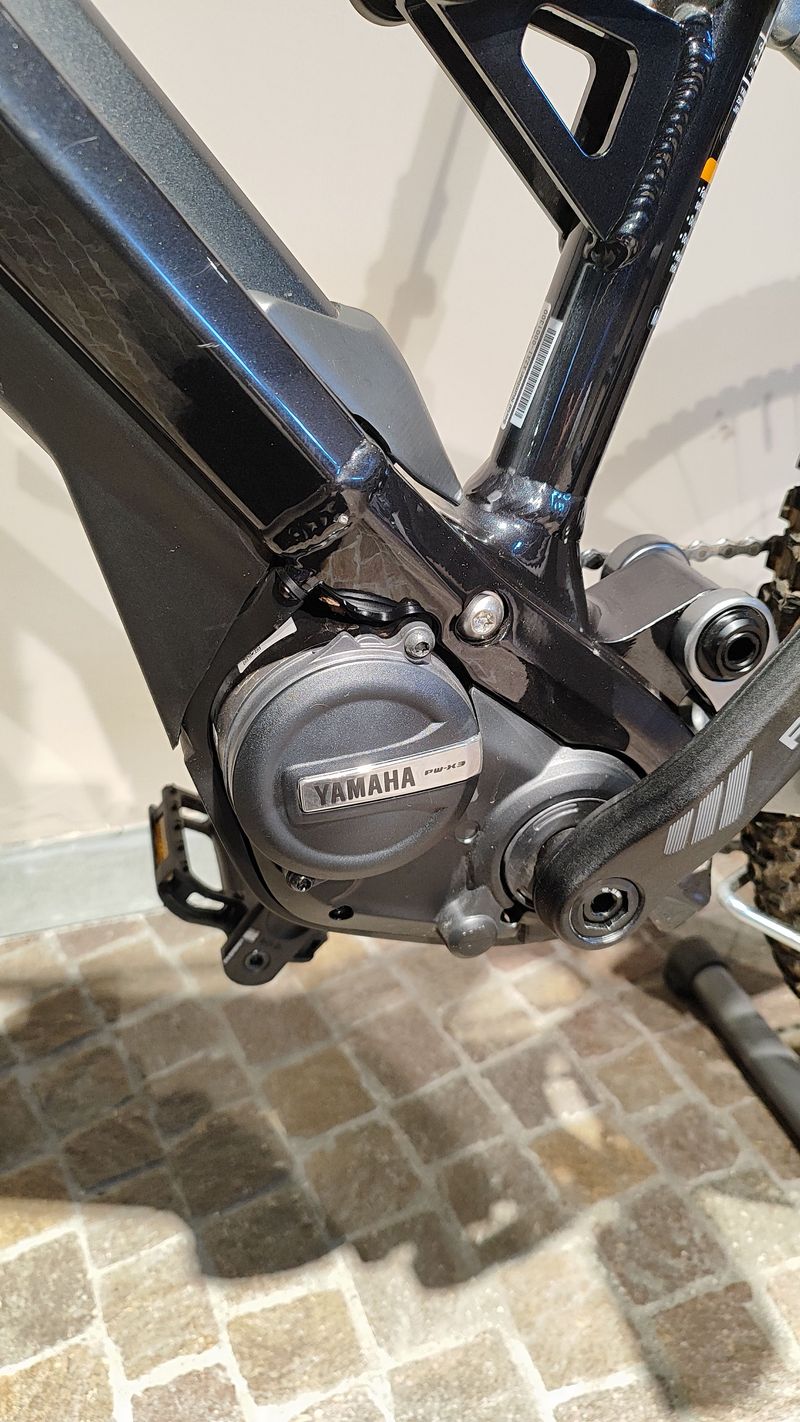 Used Yamaha YDX-Moro 2022 2022 Mountainbike, Blue, 27.5 — image 5 of 10