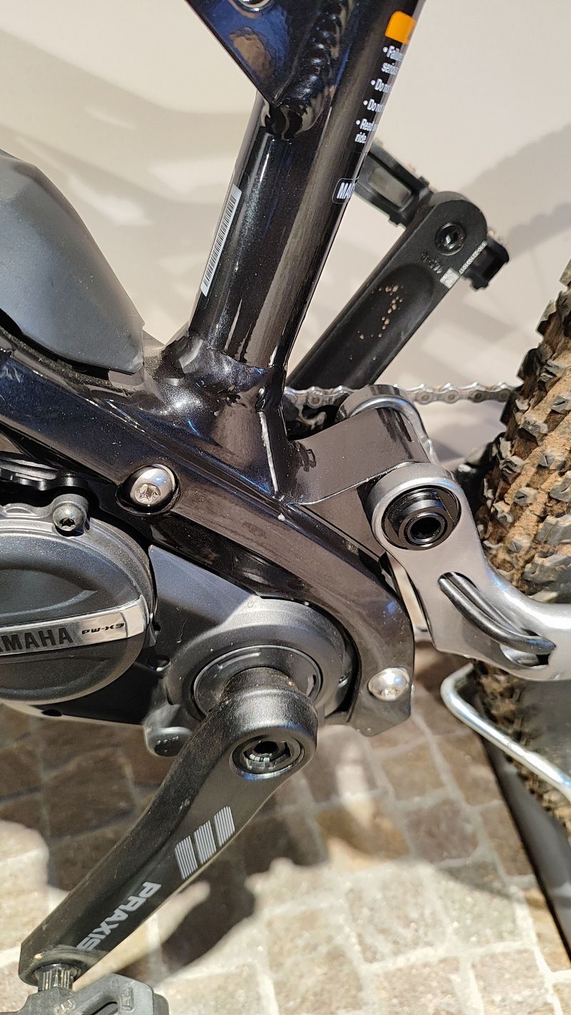 Used Yamaha YDX-Moro 2022 2022 Mountainbike, Blue, 27.5 — image 6 of 10