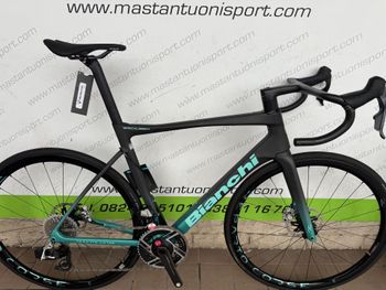 Bianchi Specialissima SRAM Red eTap AXS 2025 Road & Gravel usato