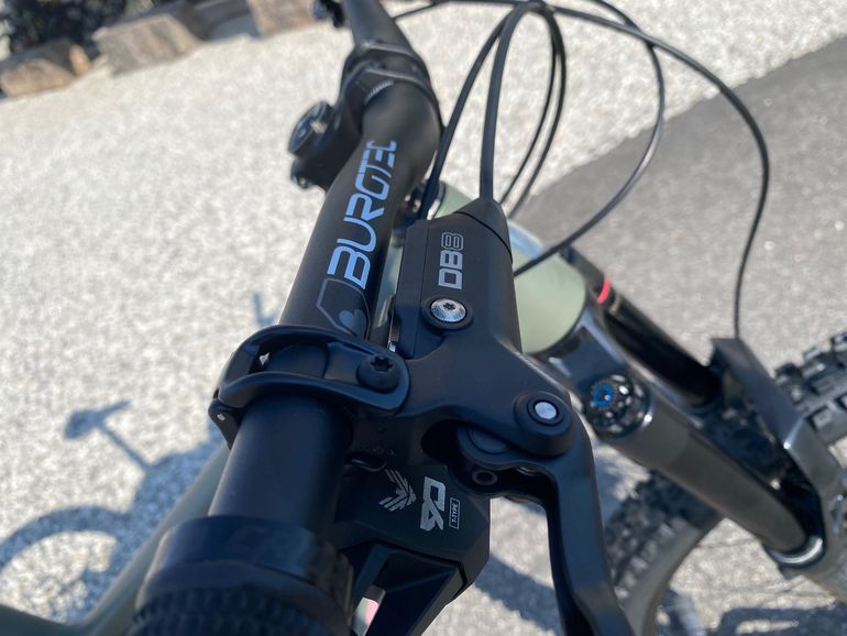 Used Santa Cruz Nomad 6 70 MX 2025 Mountainbike, Light Gray — image 3 of 3