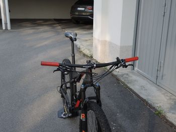 Used Orbea Oiz 2018 Mountainbike, Black — image 4 of 5