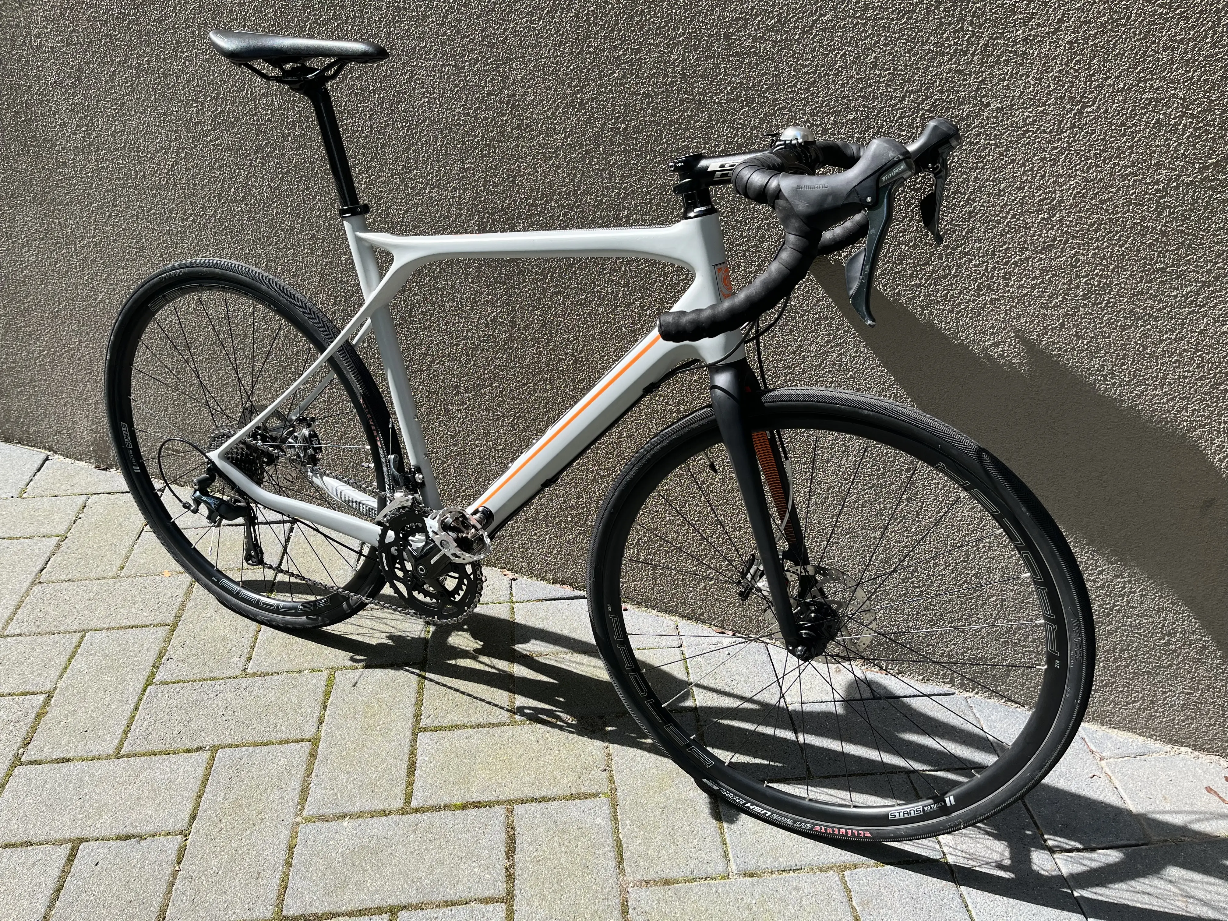 GT Grade Carbon Tiagra