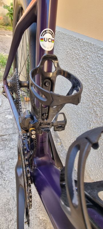 Used BMC Roadmachine 01 THREE 2023 2023 Road & Gravel, Purple — image 8 of 10
