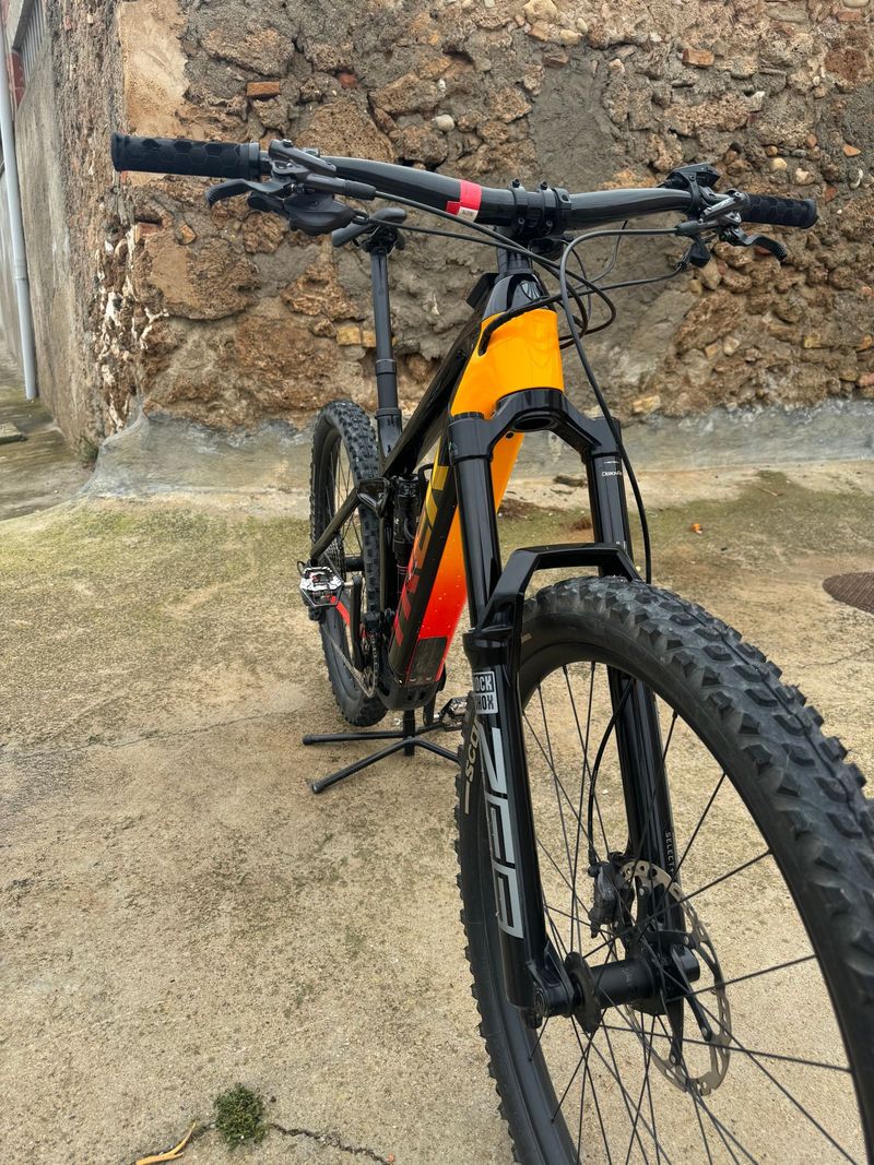 Used Trek Rail 9.8 XT 2022 2022 Mountainbike, Black, 29 — image 5 of 6