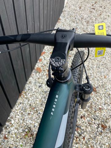 Brugt Mondraker PODIUM CARBON 2023 2023 Mountainbike — billede 4 af 4