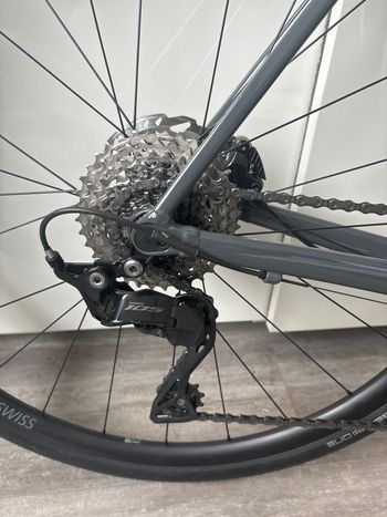 Used Canyon Endurace 7 RAW 2024 2024 Road & Gravel, Light Gray — image 4 of 13