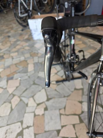 Used Giant Revolt 2 2022 2022 Road & Gravel, Black — image 6 of 13