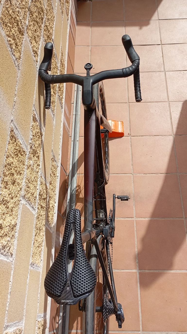 Used Scott Addict RC 10 2023 2023 Road & Gravel, Black — image 6 of 6