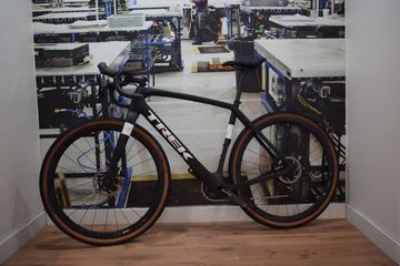 Used Trek Checkpoint SL 7 AXS 2024 2024 Road & Gravel, Black — image 2 of 5