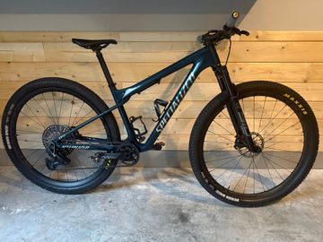 Used Specialized Epic World Cup Pro 2024 2024 Mountainbike, Blue, 29 — image 1 of 5