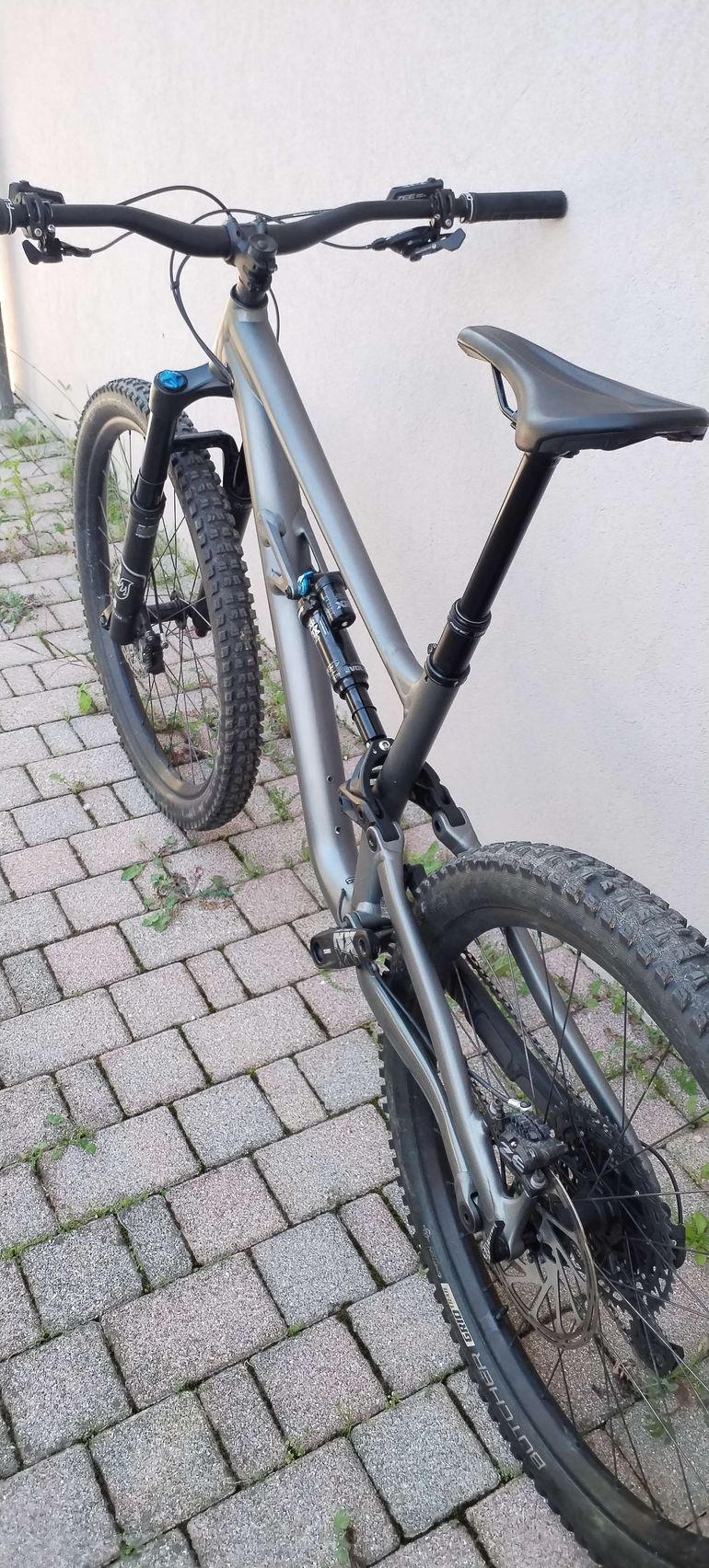 Used Specialized Status 160 2022 2022 Mountainbike, Light Gray, 29 — image 6 of 6