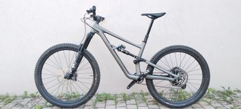 Used Specialized Status 160 2022 2022 Mountainbike, Light Gray, 29 — image 1 of 6