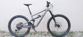 Used Specialized Status 160 2022 2022 Mountainbike, Light Gray, 29 — image 3 of 6