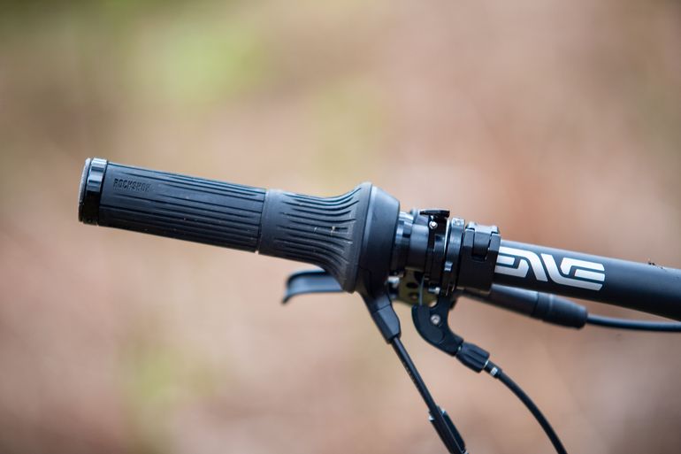 Used Pivot Mach 4 SL 2024 2024 Mountainbike, Black — image 4 of 4