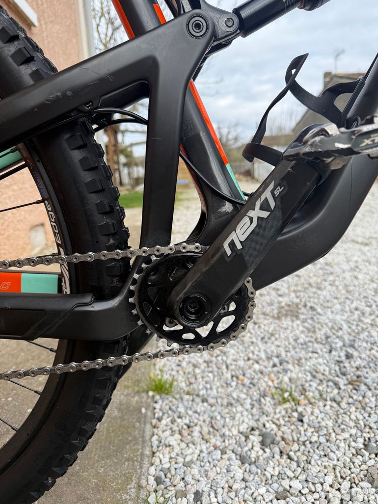 Used Santa Cruz Hightower CC X01 PLUS 2017 2017 Mountainbike, Black, 27.5 — image 3 of 3