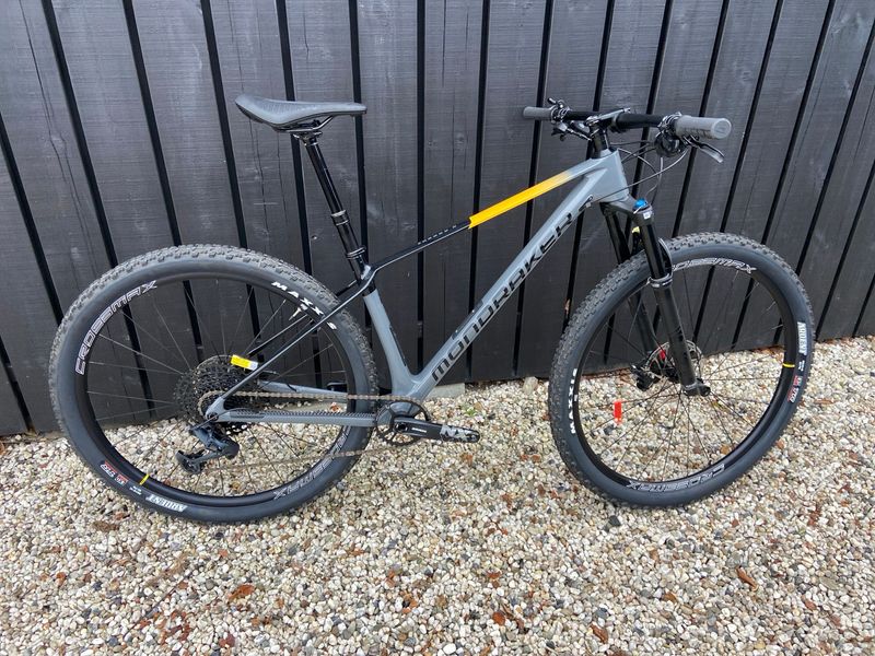 Brugt Mondraker CHRONO CARBON DC R 2024 2024 MTB
