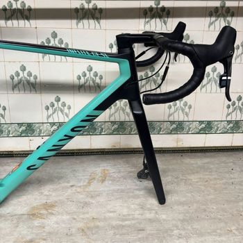 Canyon Inflite CF SL 8.0 2021 Frameset 2021 Road & Gravel d'occasion — image 3 sur 5