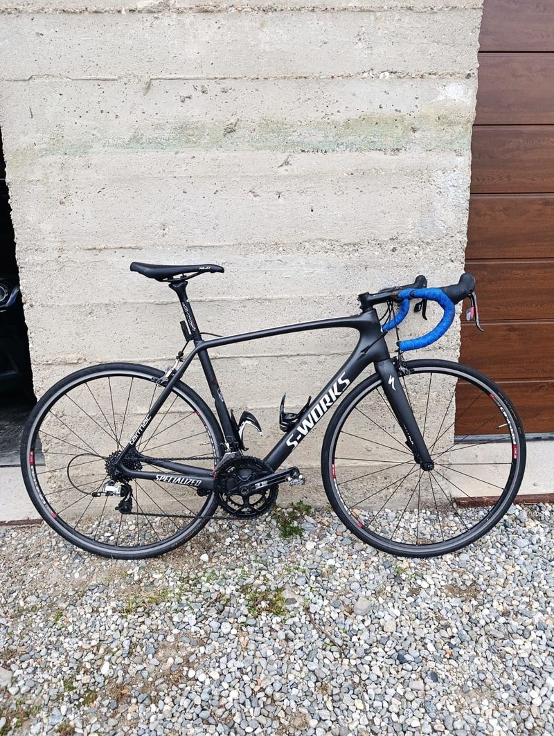 Used Specialized Tarmac SRAM Force 2016 Road & Gravel, Black — image 1 of 10