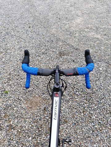 Used Specialized Tarmac SRAM Force 2016 Road & Gravel, Black — image 9 of 10
