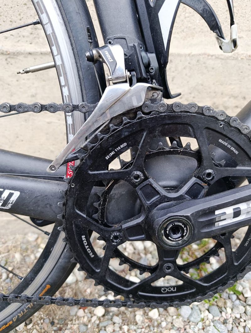 Used Specialized Tarmac SRAM Force 2016 Road & Gravel, Black — image 7 of 10