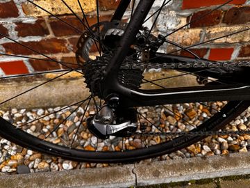 Used Trek Domane 6.9 Disc Compact 2015 2015 Road & Gravel, Black — image 4 of 4