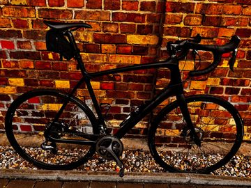 Used Trek Domane 6.9 Disc Compact 2015 2015 Road & Gravel, Black — image 2 of 4