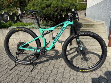 Used Orbea OIZ M20 TR 2020 2020 Mountainbike, Green, 29 — image 1 of 8