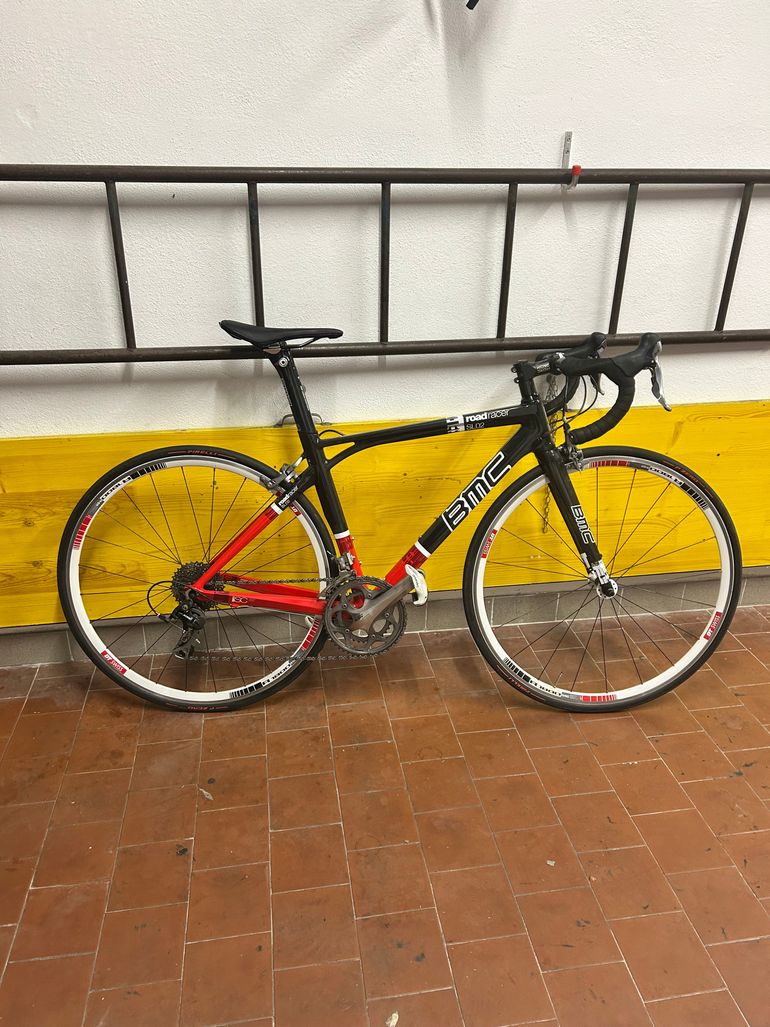 Used BMC Roadracer Sl02 2010 Road & Gravel, Rot — image 1 of 11