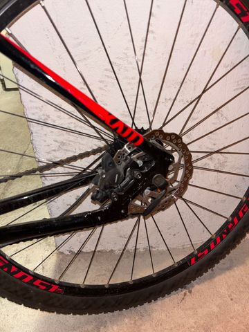 Used Ghost Kato 29 AL 2023 2023 Mountainbike, Red, 29 — image 9 of 13