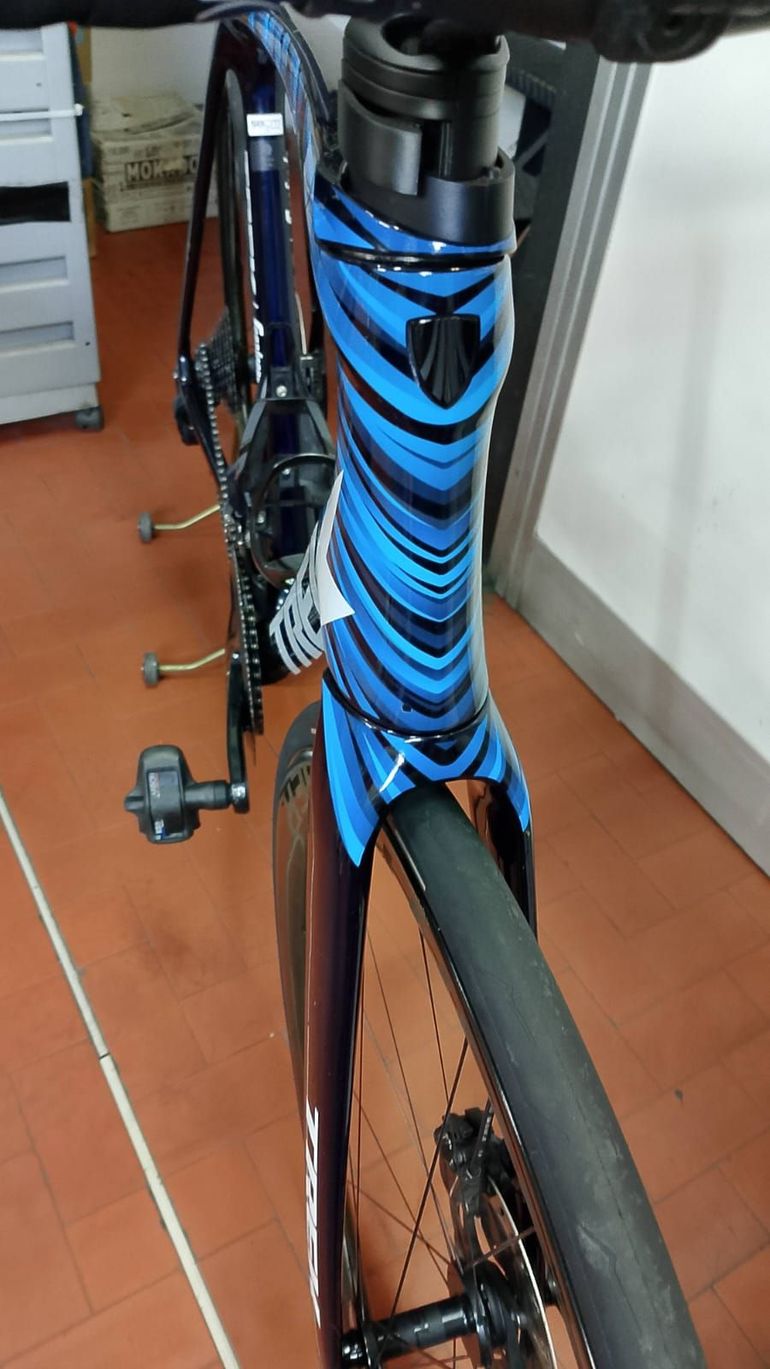 Used Trek Emonda 2021 Road & Gravel, Black — image 3 of 6