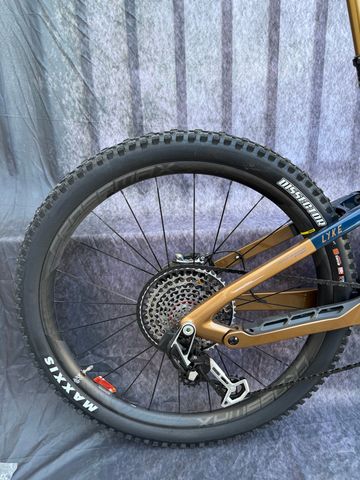 Gebrauchtes Haibike LYKE CF SE 2024 2024 Mountainbike, Blau, 29 — Bild 4 von 24